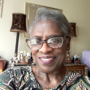 Meet your Posher, Norma